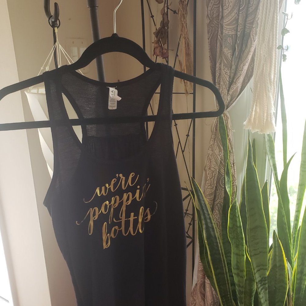 🍾 Tank - Picture 3 of 3